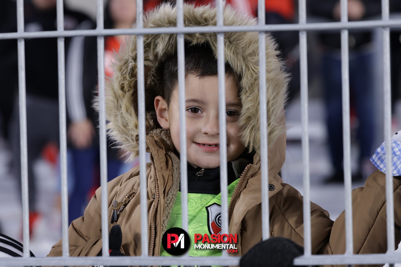¡Buscate en la goleada Monumental ante Barracas Central por la Copa de la Liga!