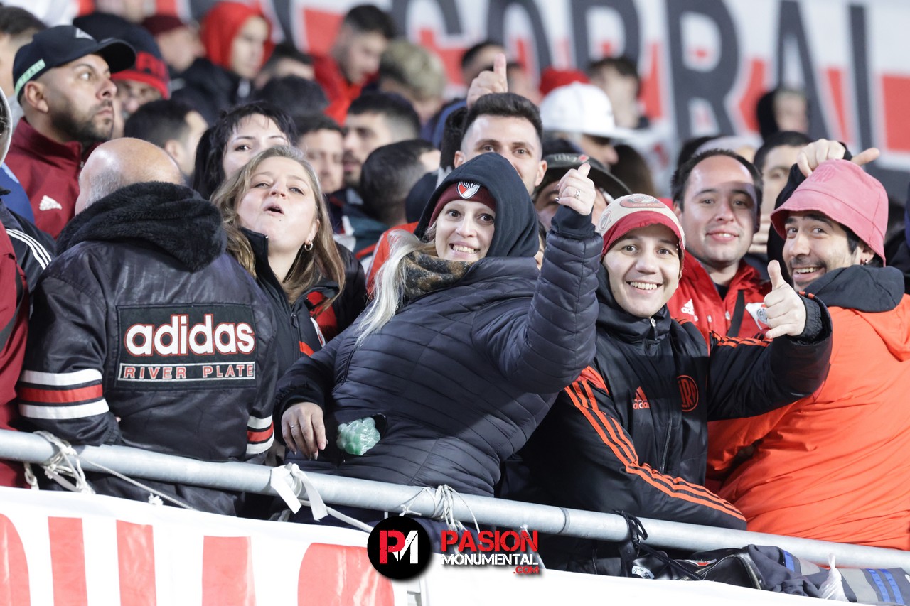 ¡Buscate en la goleada Monumental ante Barracas Central por la Copa de la Liga!