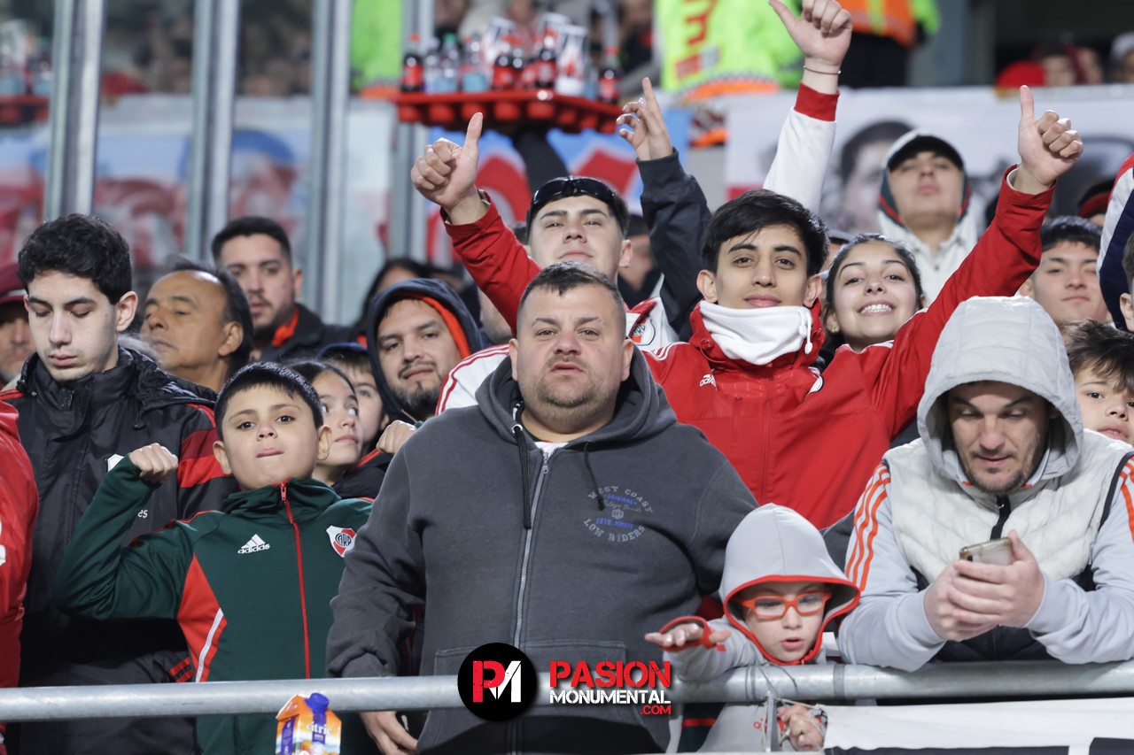 ¡Buscate en la goleada Monumental ante Barracas Central por la Copa de la Liga!