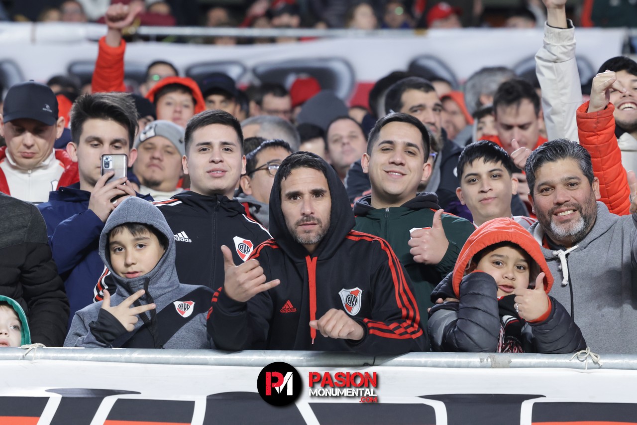 ¡Buscate en la goleada Monumental ante Barracas Central por la Copa de la Liga!