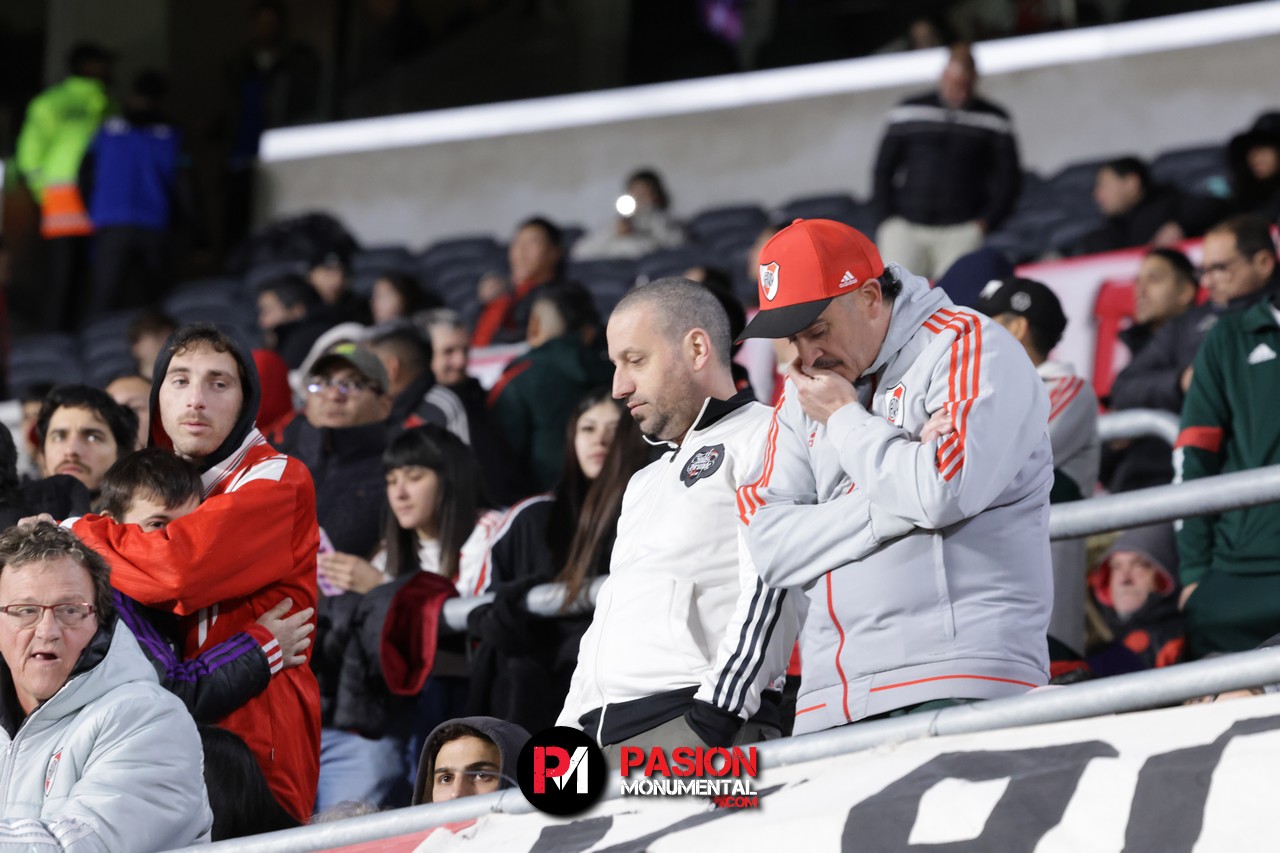 ¡Buscate en la goleada Monumental ante Barracas Central por la Copa de la Liga!
