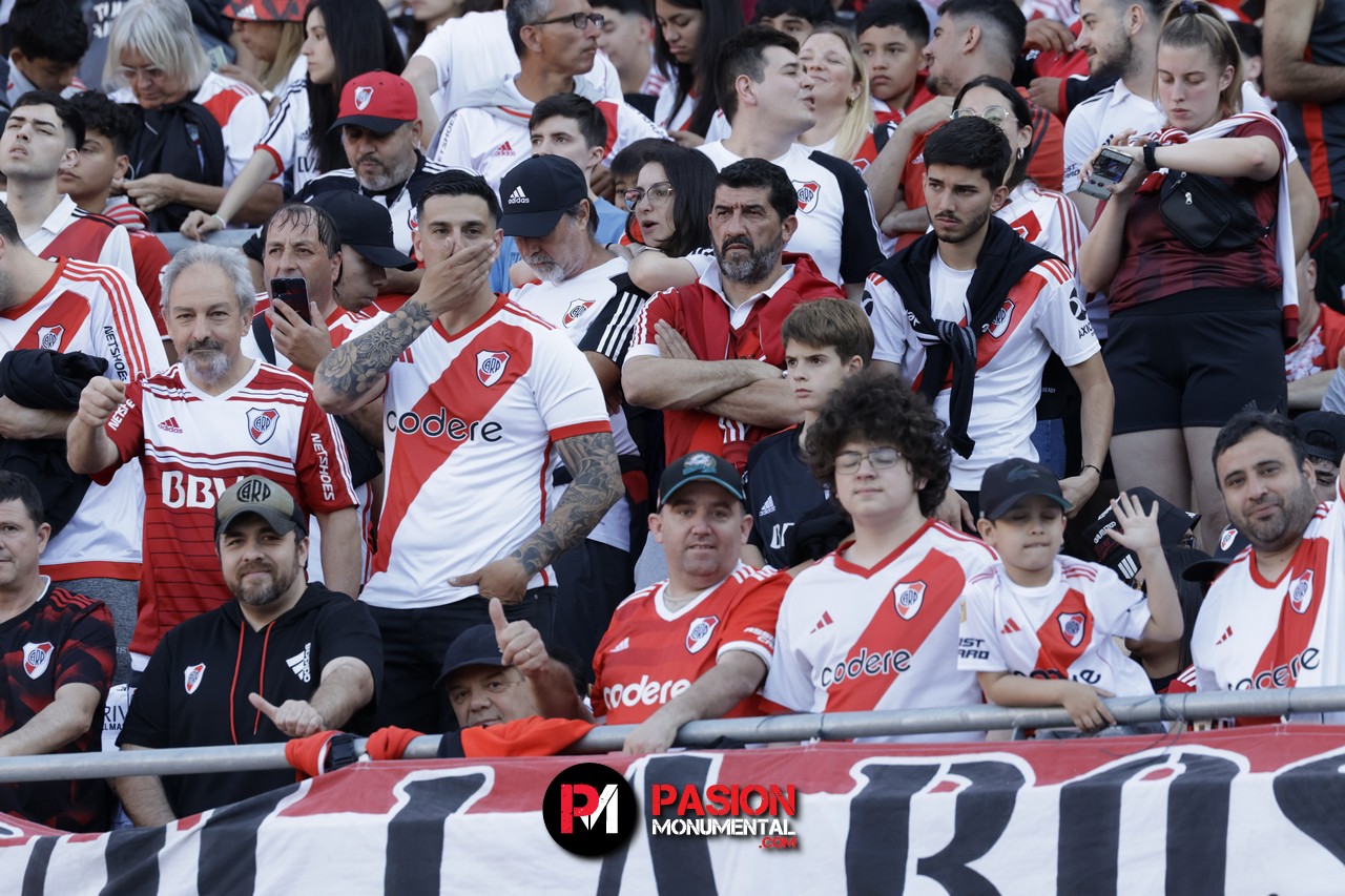 ¡Buscate en el partido de River frente a Talleres en el Monumental!