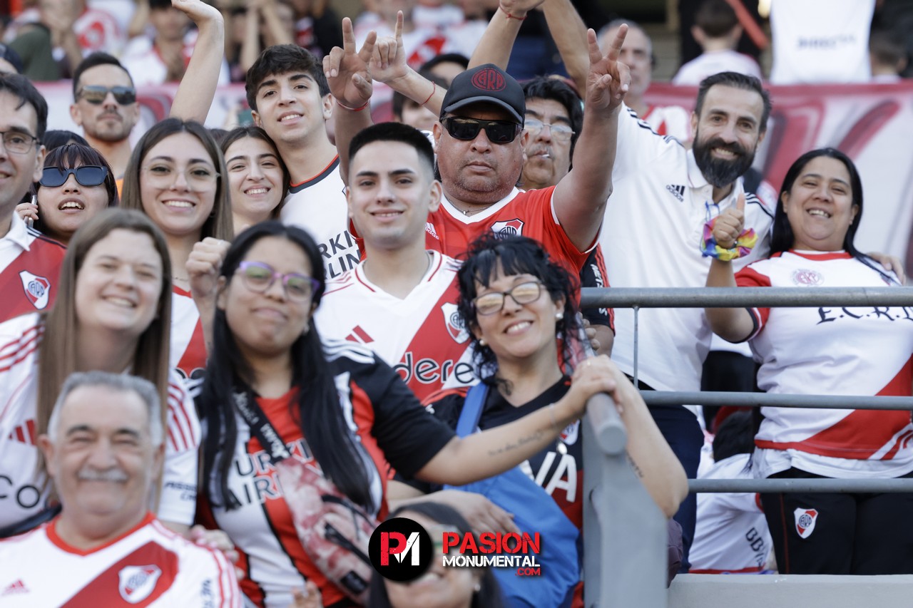 ¡Buscate en el partido de River frente a Talleres en el Monumental!