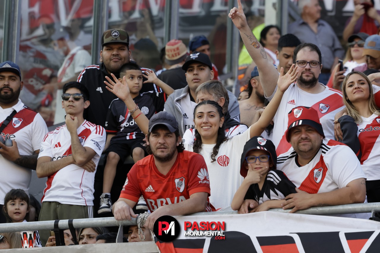 ¡Buscate en el partido de River frente a Talleres en el Monumental!