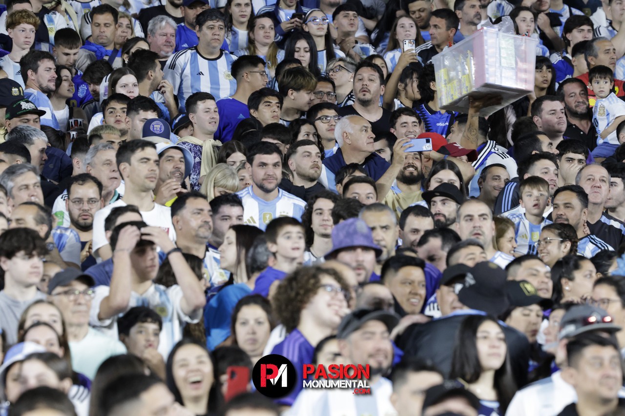 ¡Buscate de Selección en la goleada Monumental de Argentina ante Bolivia!