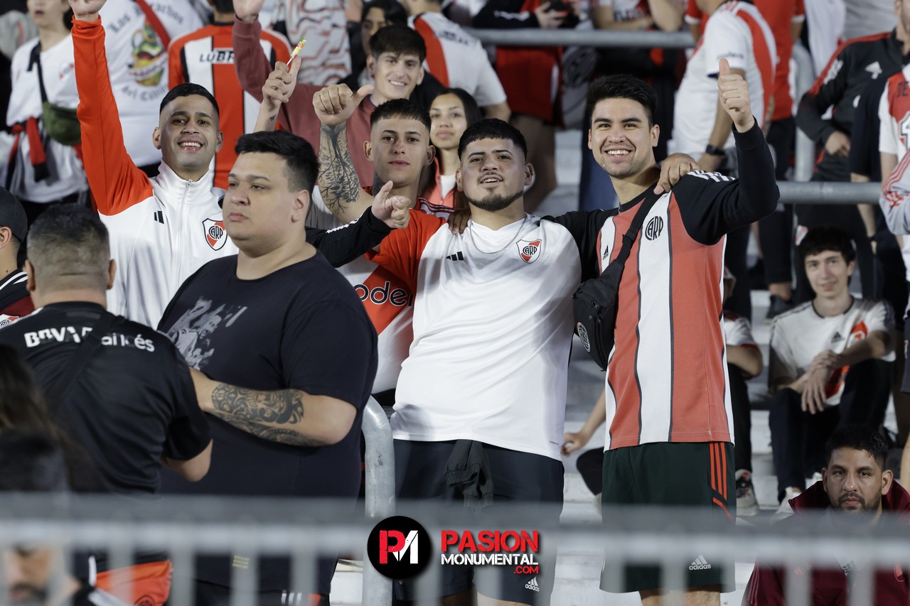 ¡Buscate en el empate de River ante Vélez en el estadio Monumental!