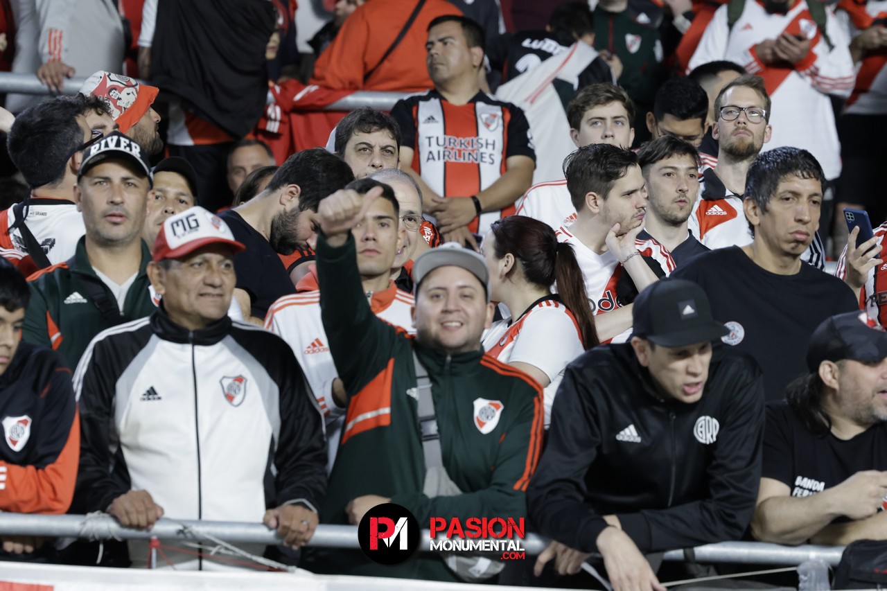 ¡Buscate en el empate de River ante Vélez en el estadio Monumental!