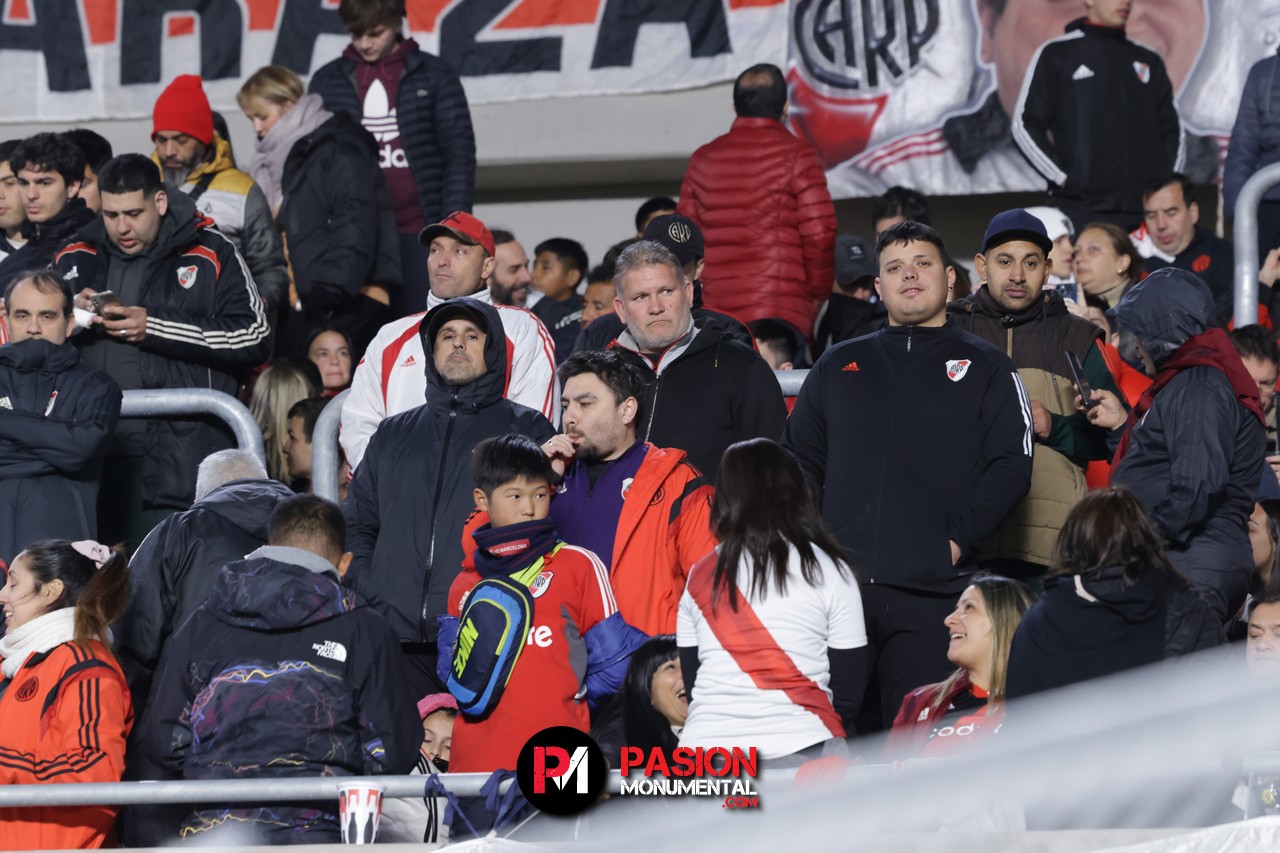 ¡Buscate en la goleada Monumental ante Barracas Central por la Copa de la Liga!