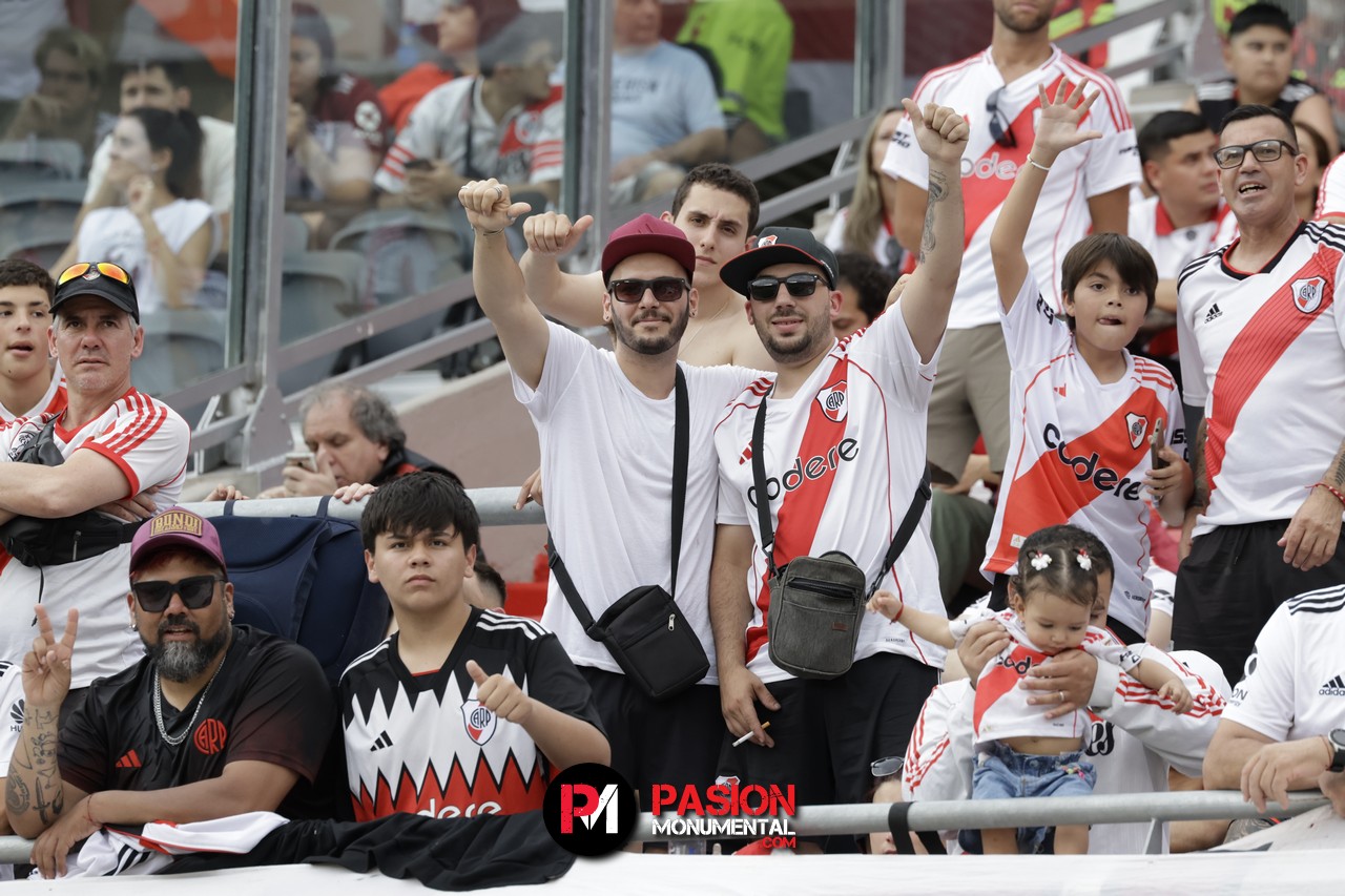 ¡Buscate Monumental en el triunfazo de River frente a Barracas Central!