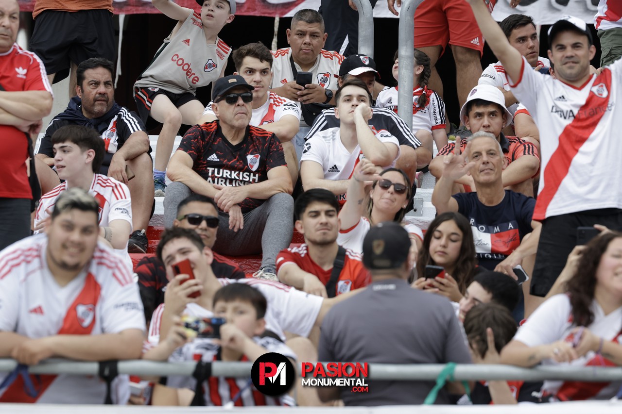¡Buscate Monumental en el triunfazo de River frente a Barracas Central!