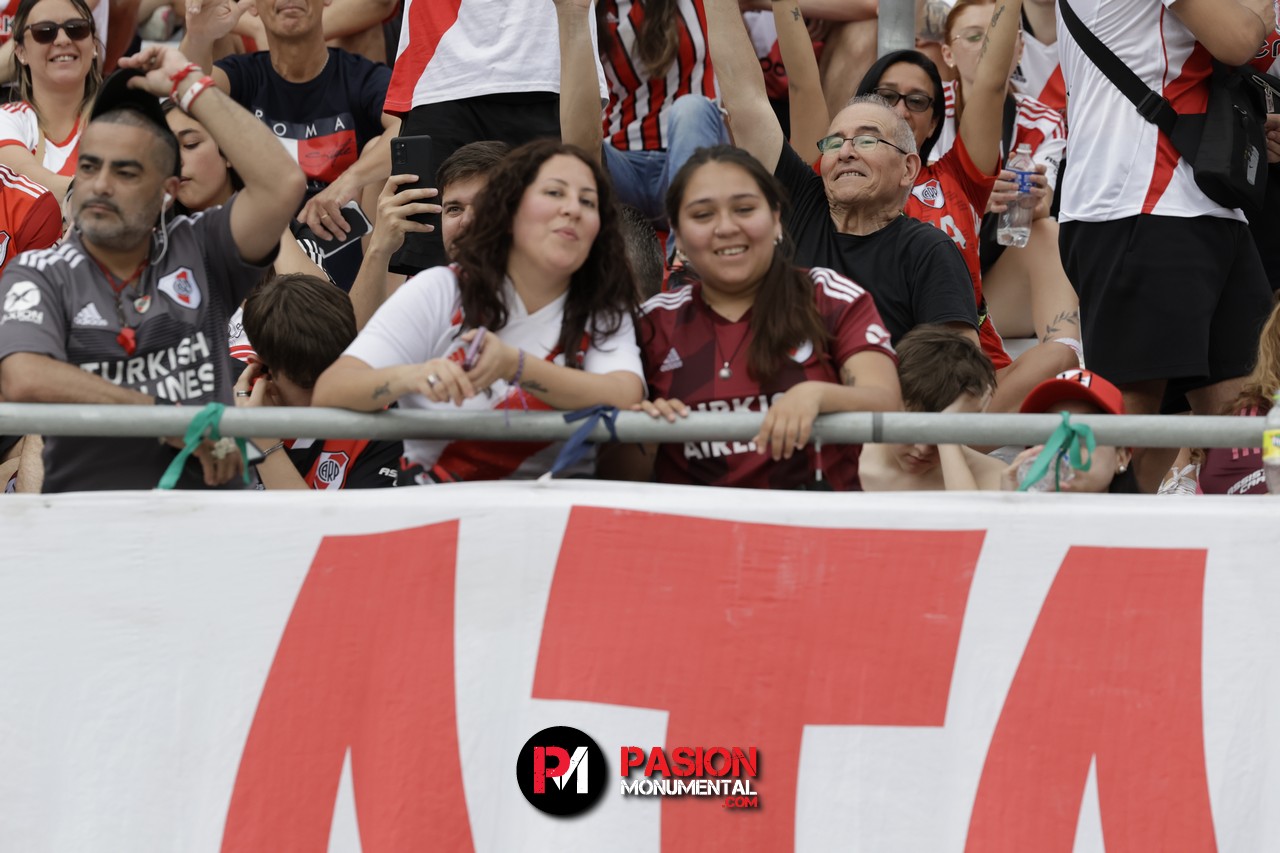¡Buscate Monumental en el triunfazo de River frente a Barracas Central!