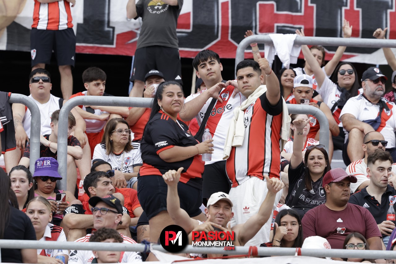 ¡Buscate Monumental en el triunfazo de River frente a Barracas Central!