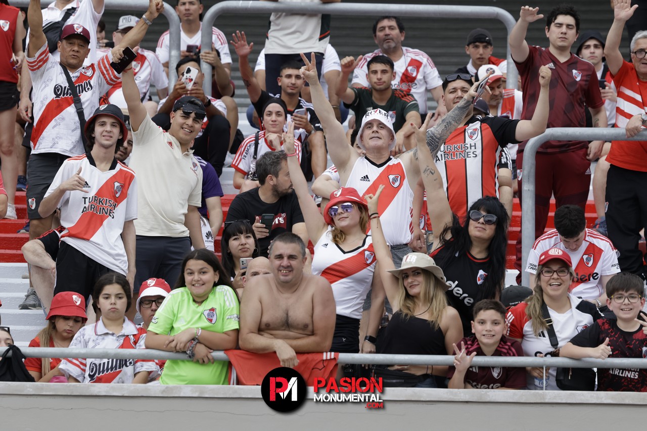 ¡Buscate Monumental en el triunfazo de River frente a Barracas Central!