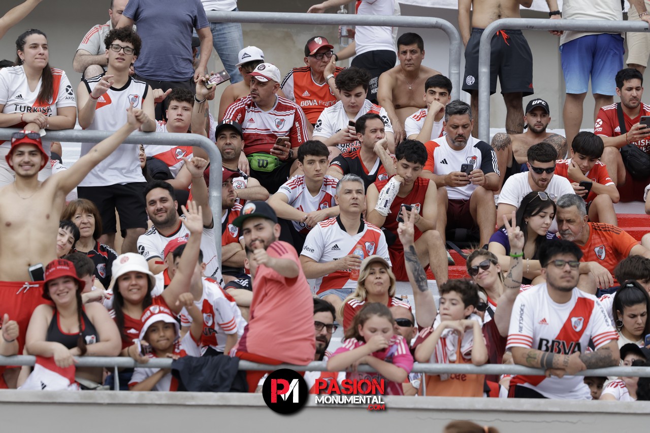 ¡Buscate Monumental en el triunfazo de River frente a Barracas Central!