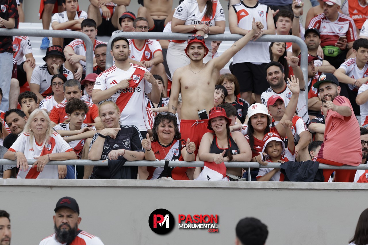 ¡Buscate Monumental en el triunfazo de River frente a Barracas Central!