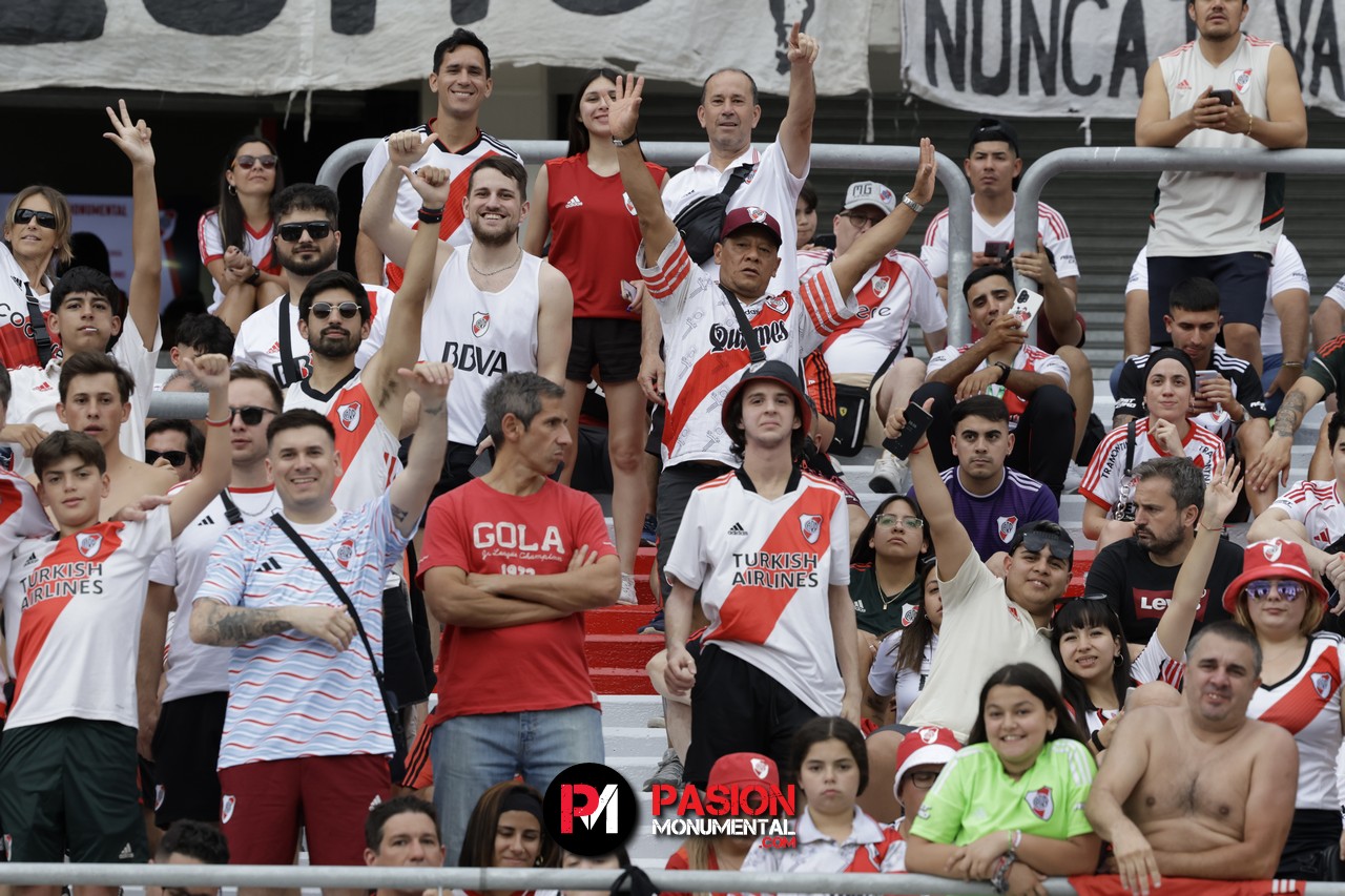 ¡Buscate Monumental en el triunfazo de River frente a Barracas Central!