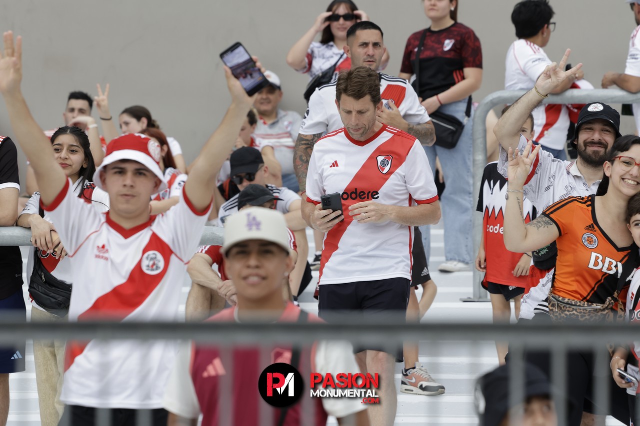 ¡Buscate Monumental en el triunfazo de River frente a Barracas Central!