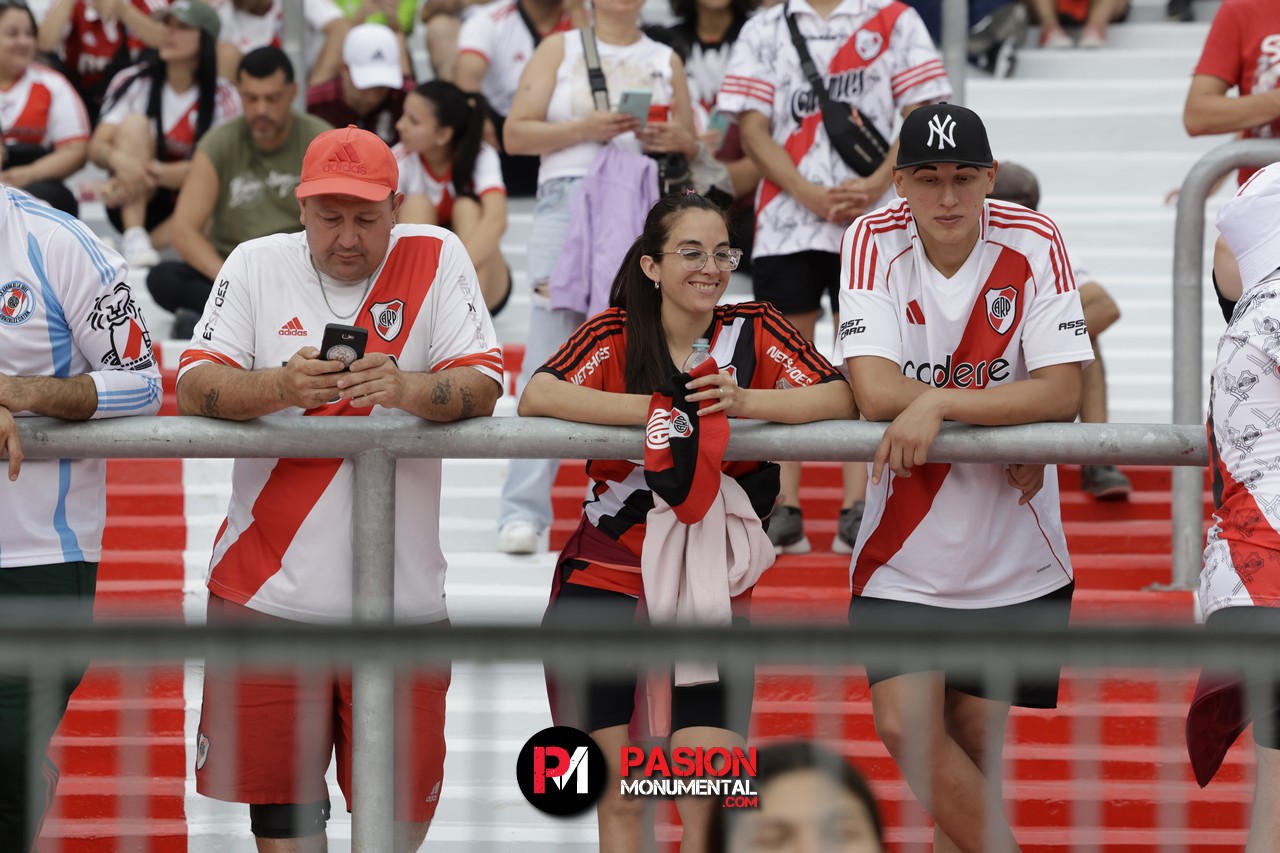 ¡Buscate Monumental en el triunfazo de River frente a Barracas Central!
