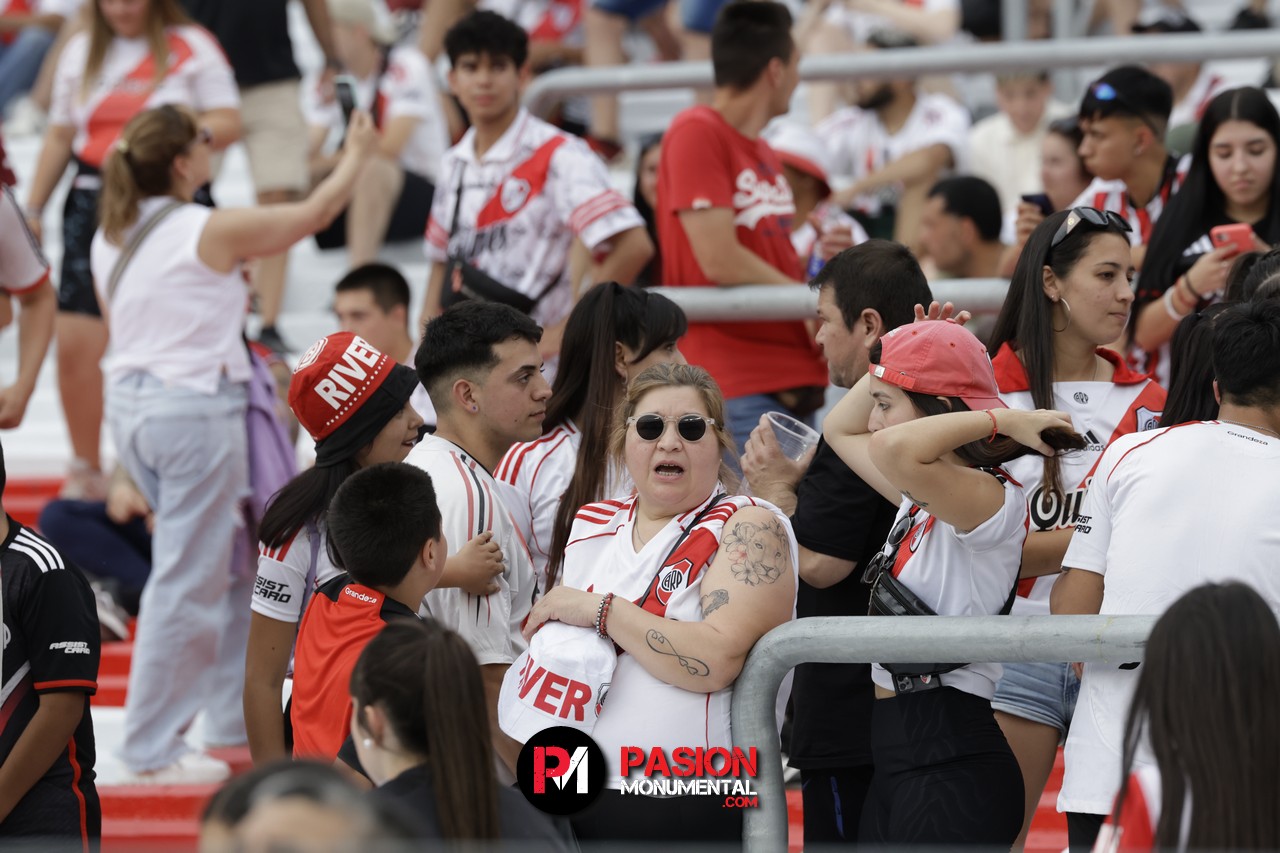 ¡Buscate Monumental en el triunfazo de River frente a Barracas Central!
