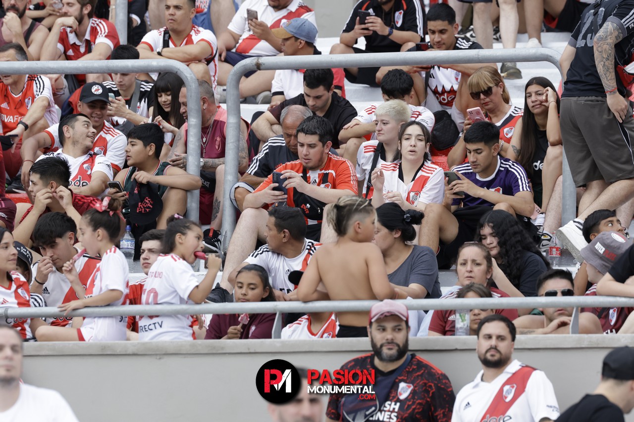 ¡Buscate Monumental en el triunfazo de River frente a Barracas Central!
