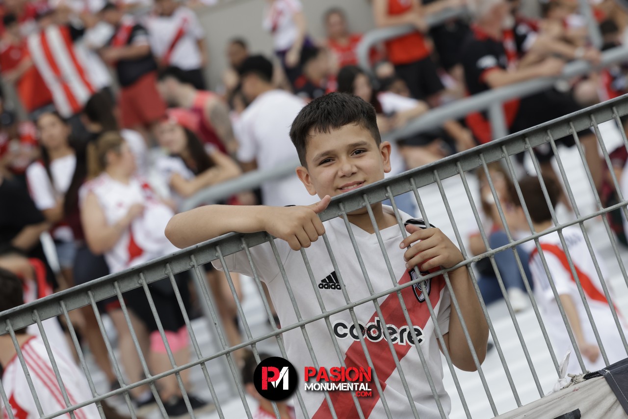 ¡Buscate Monumental en el triunfazo de River frente a Barracas Central!