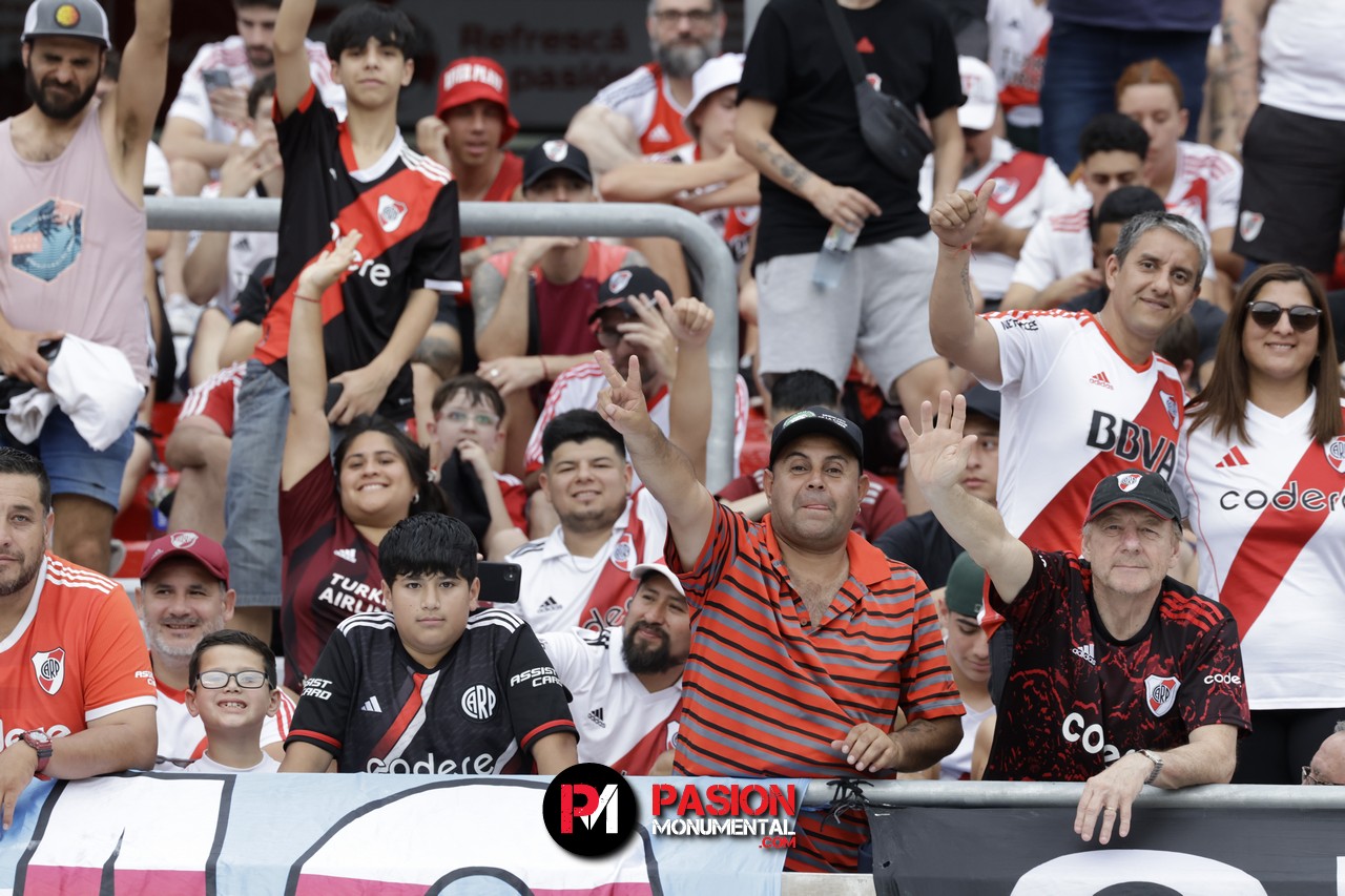 ¡Buscate Monumental en el triunfazo de River frente a Barracas Central!