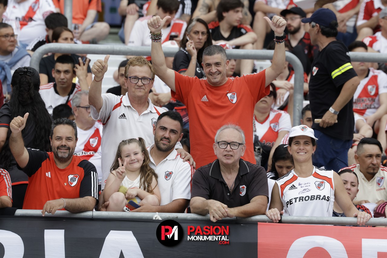 ¡Buscate Monumental en el triunfazo de River frente a Barracas Central!