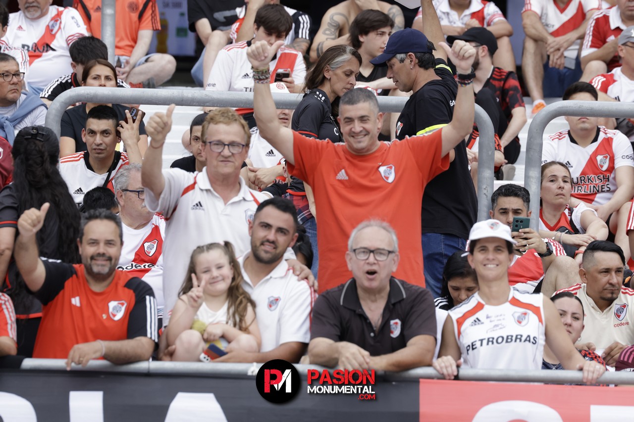 ¡Buscate Monumental en el triunfazo de River frente a Barracas Central!