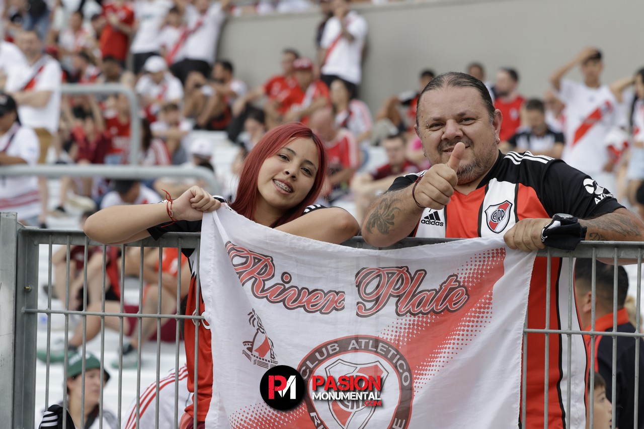 ¡Buscate Monumental en el triunfazo de River frente a Barracas Central!