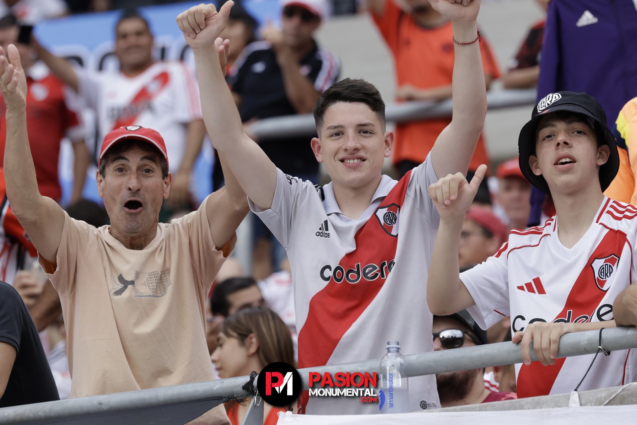 ¡Buscate Monumental en el triunfazo de River frente a Barracas Central!