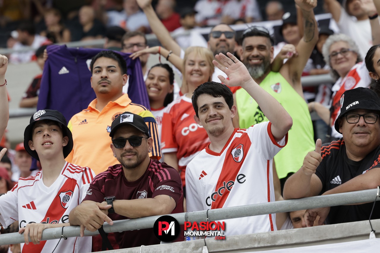 ¡Buscate Monumental en el triunfazo de River frente a Barracas Central!