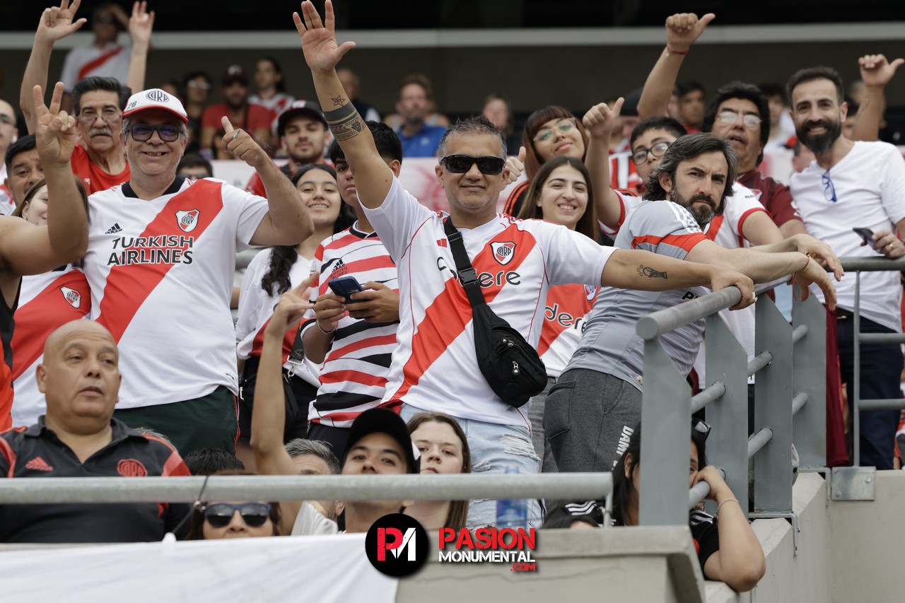 ¡Buscate Monumental en el triunfazo de River frente a Barracas Central!