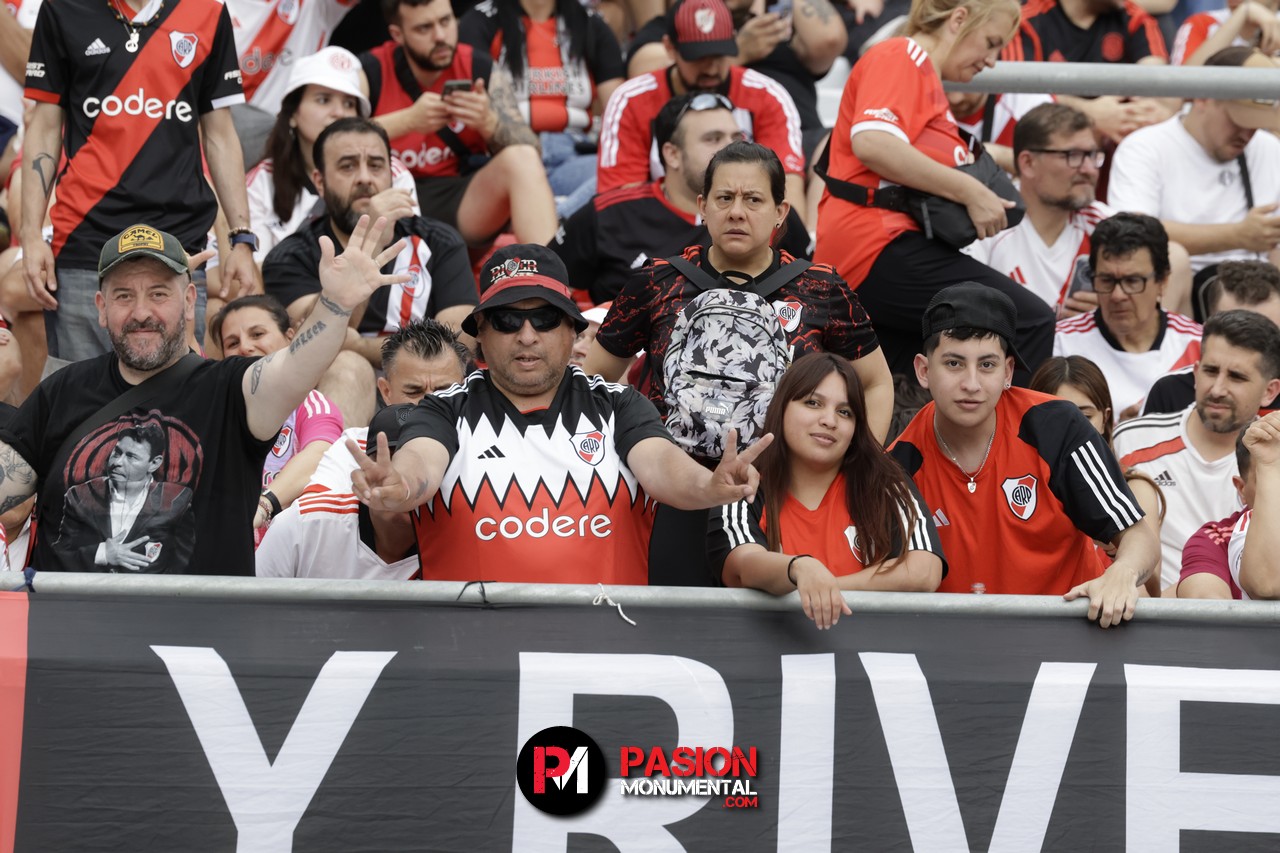 ¡Buscate Monumental en el triunfazo de River frente a Barracas Central!