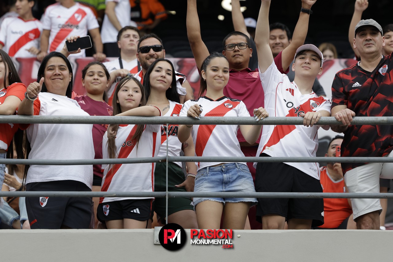 ¡Buscate Monumental en el triunfazo de River frente a Barracas Central!