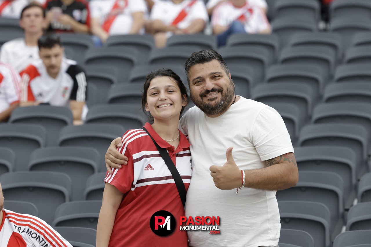 ¡Buscate Monumental en el triunfazo de River frente a Barracas Central!