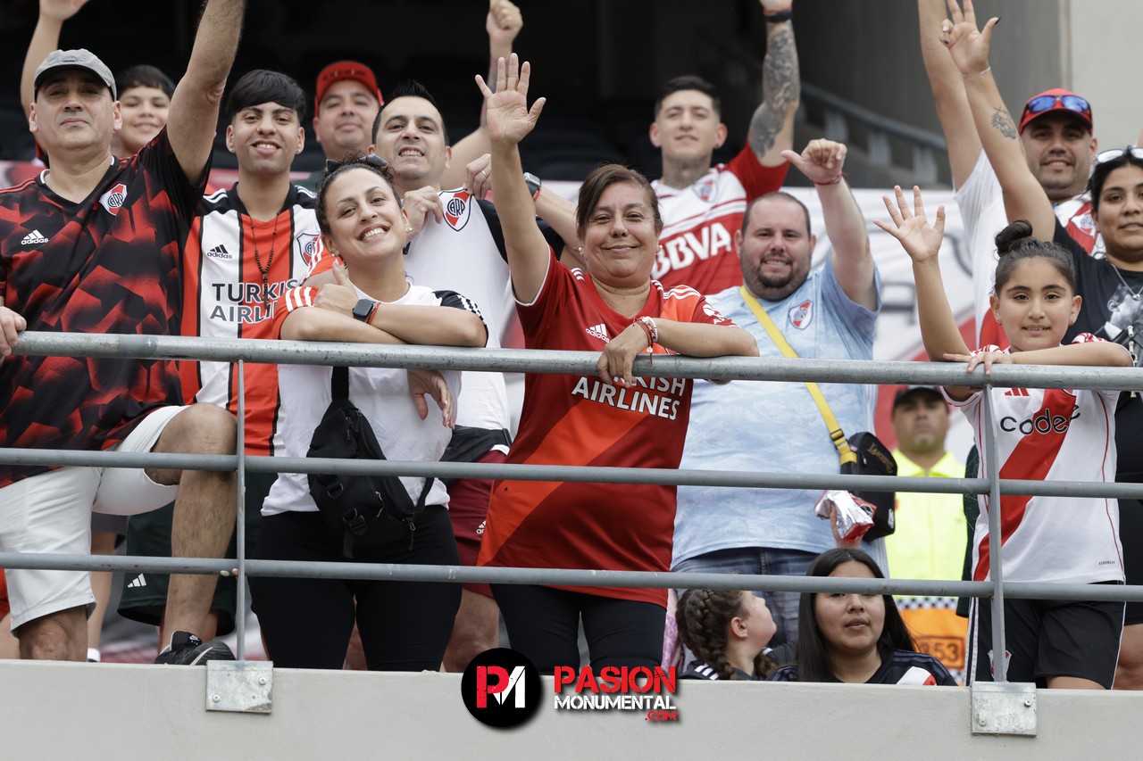 ¡Buscate Monumental en el triunfazo de River frente a Barracas Central!