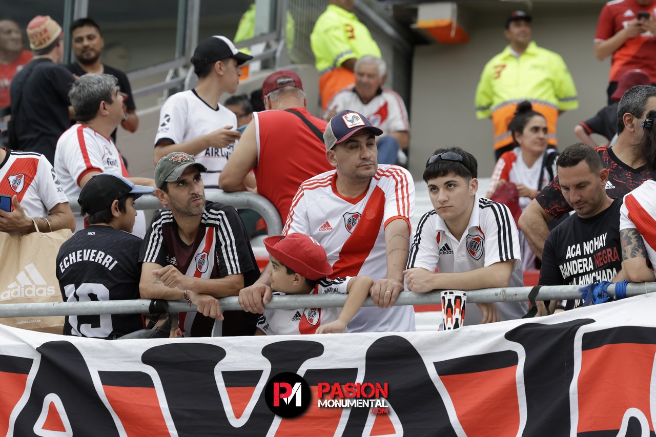 ¡Buscate Monumental en el triunfazo de River frente a Barracas Central!