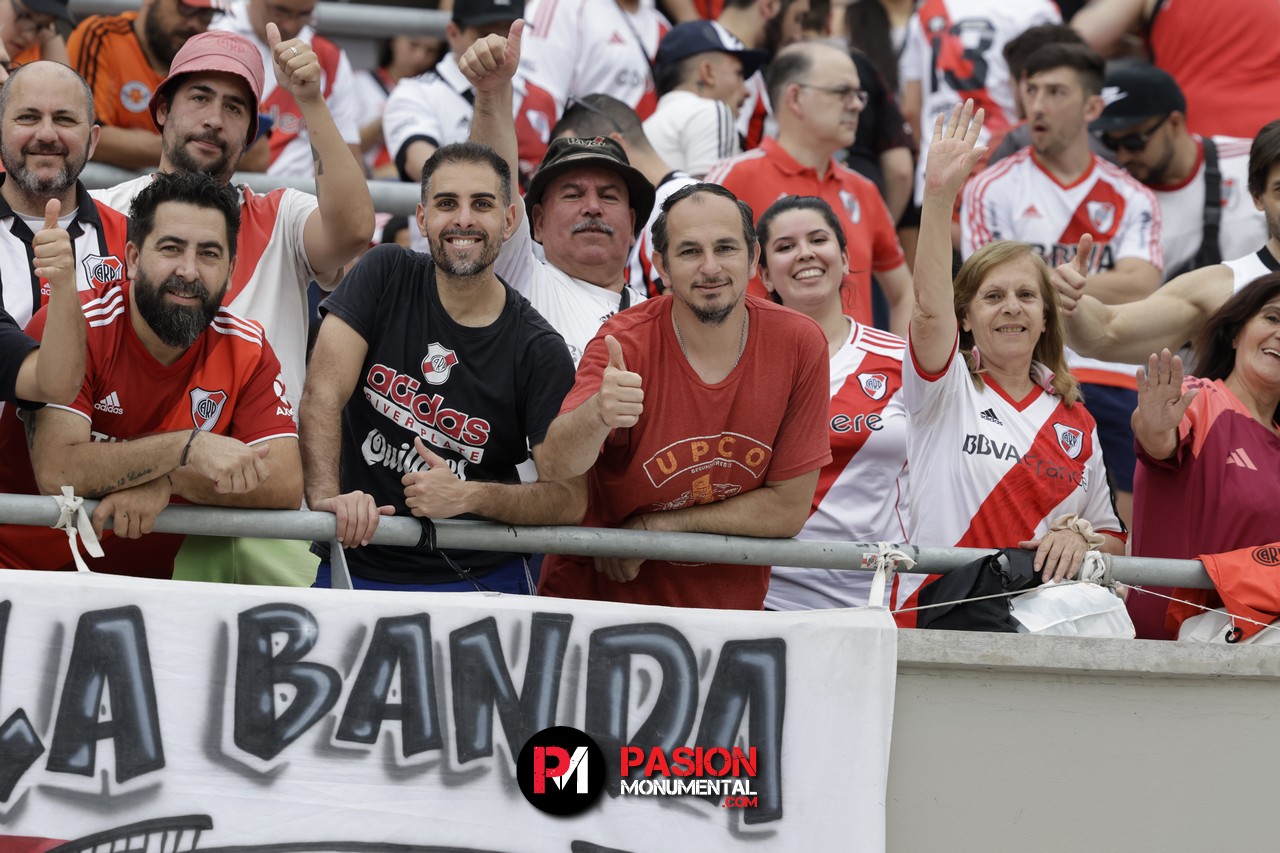 ¡Buscate Monumental en el triunfazo de River frente a Barracas Central!