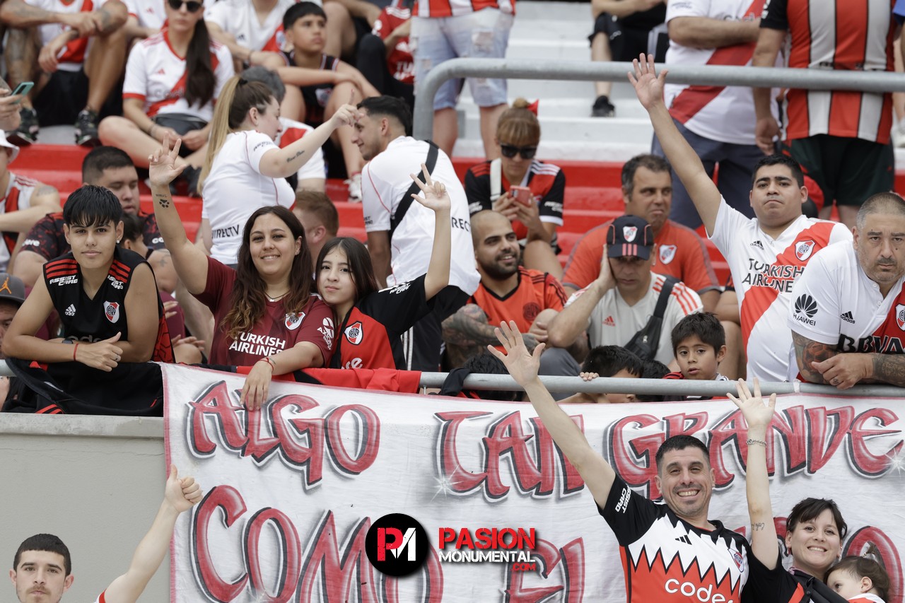 ¡Buscate Monumental en el triunfazo de River frente a Barracas Central!