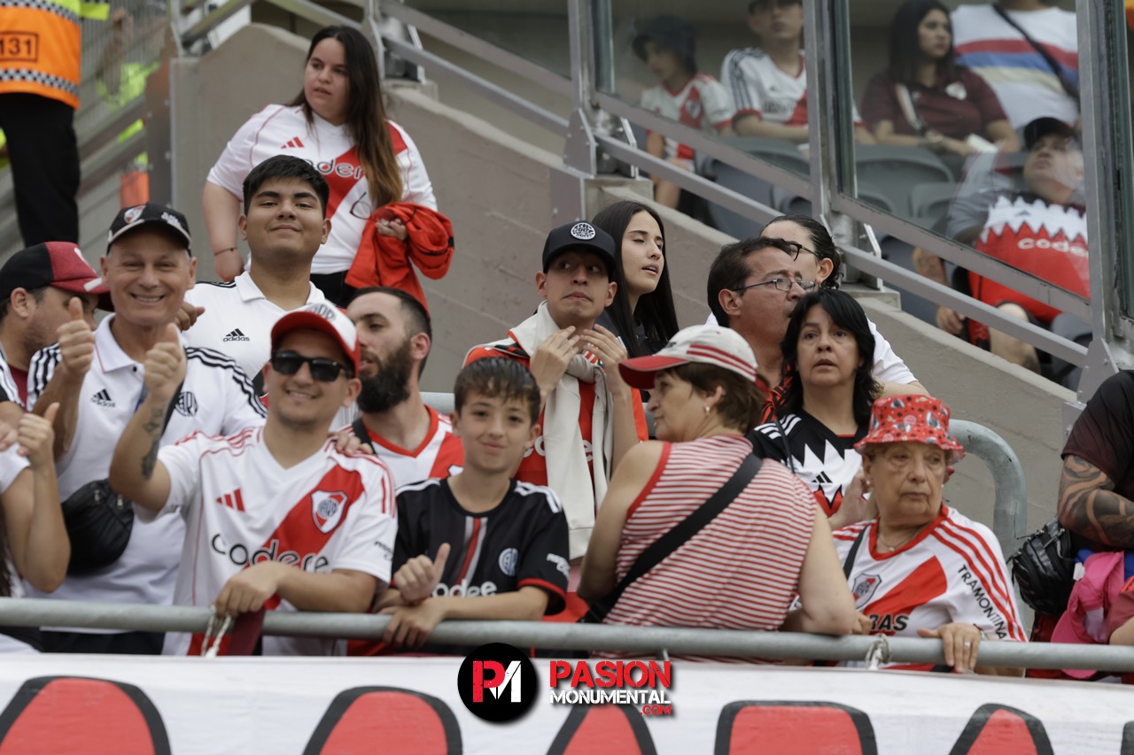 ¡Buscate Monumental en el triunfazo de River frente a Barracas Central!