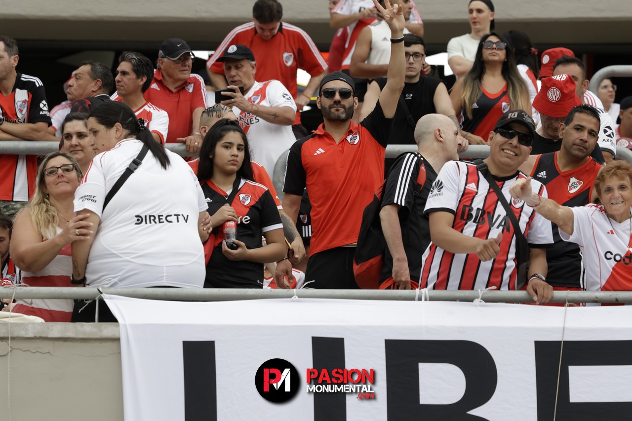 ¡Buscate Monumental en el triunfazo de River frente a Barracas Central!