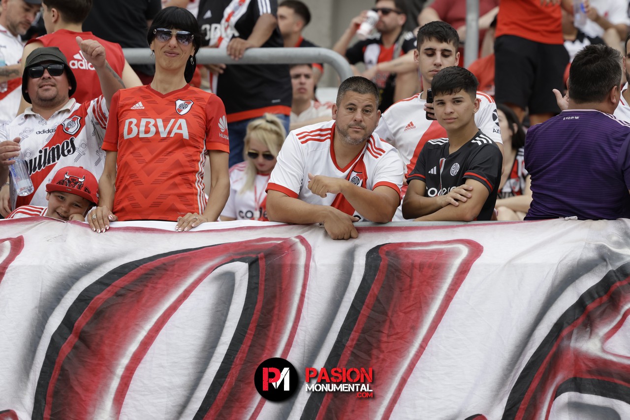 ¡Buscate Monumental en el triunfazo de River frente a Barracas Central!
