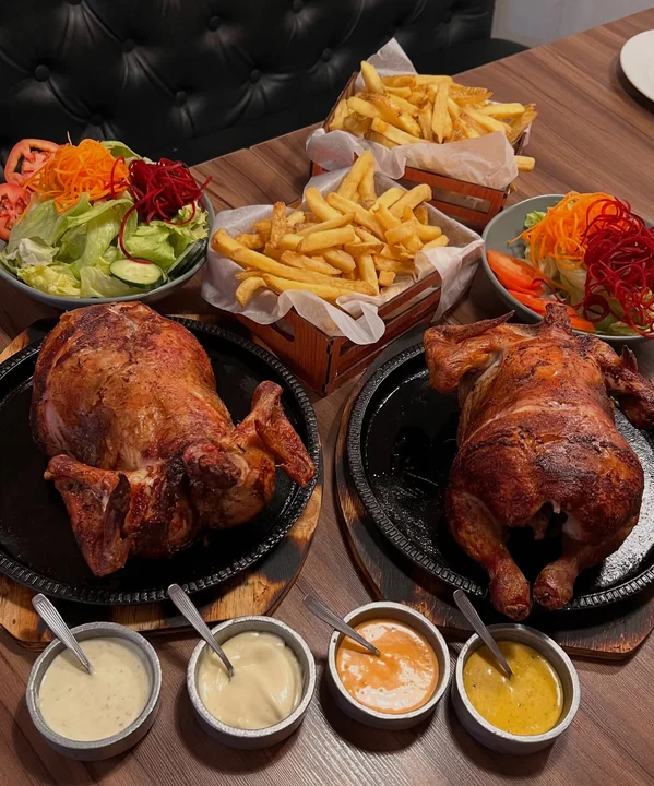 Pollo a la brasa, créditos: @torichipchi

