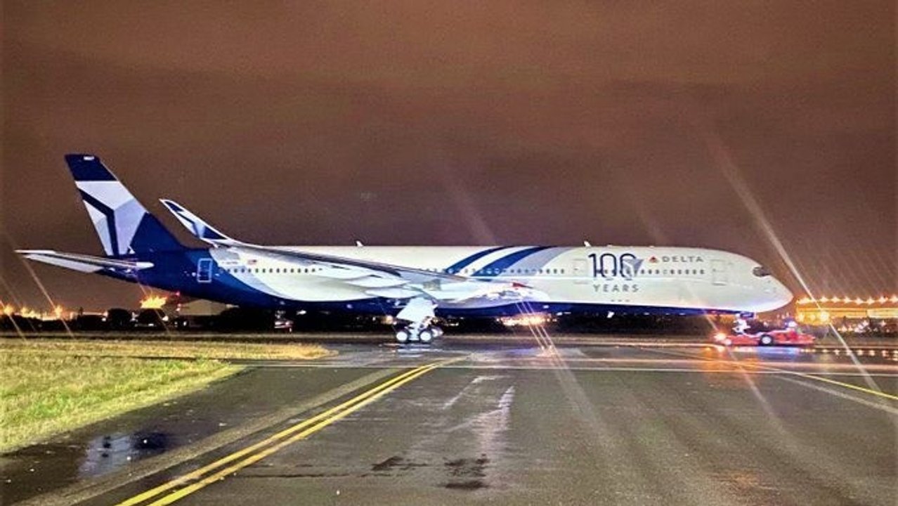 Delta Air Lines Unveils Special Airbus A350 Livery for Its