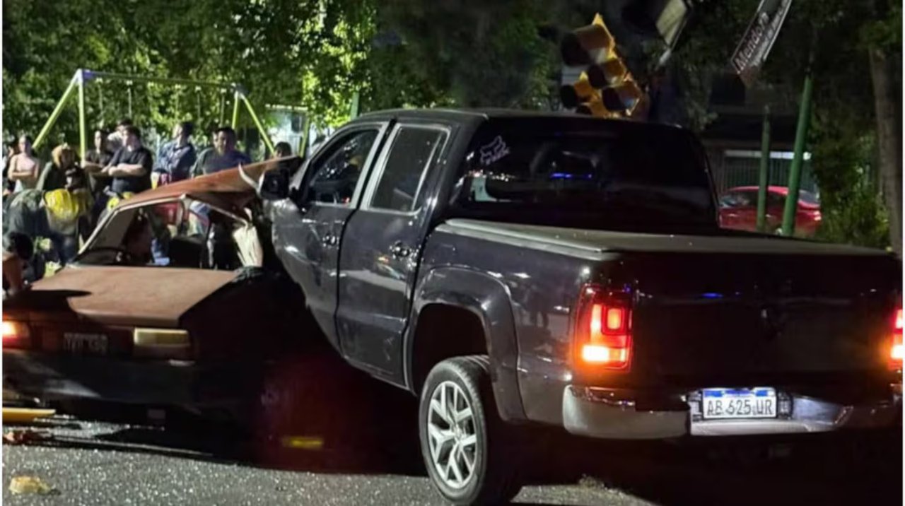 Tragedia en José C. Paz: así fue el choque en el que murió una pareja y sus tres hijos resultaron heridos