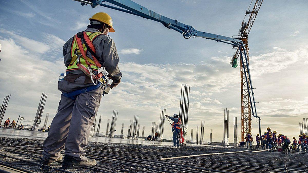 La construcción rebotó 4,7% mensual en marzo, pero hay cautela - Informate  Salta