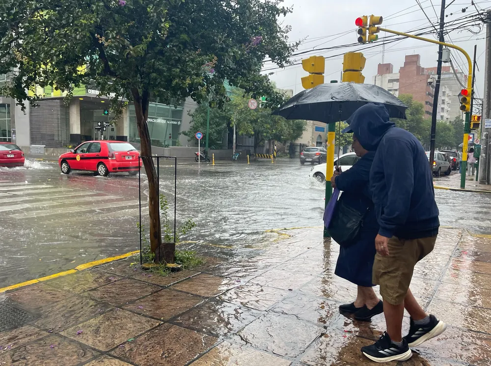 TORMENTA