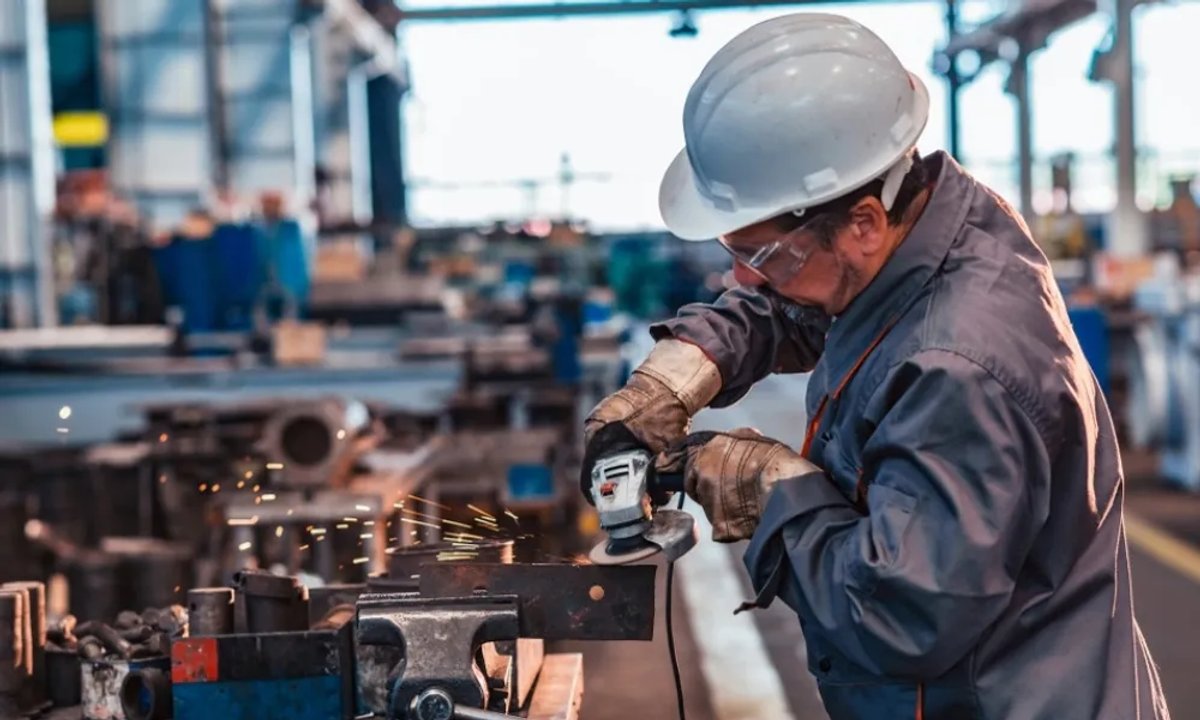 Pymes industriales: la producción cayó 11% y se duplicaron los atrasos en los pagos - Los Primeros TV